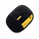 Mesh Cat Grooming Glove with Yellow Pull Tab - Image 4